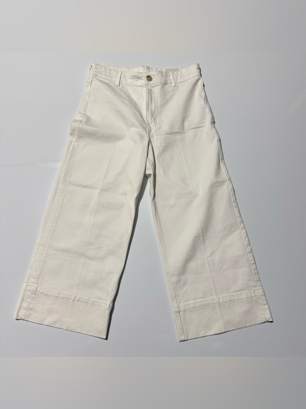 NWT H&M Women’s White Wide High Waist Jeans Size 10, 99% Cotton